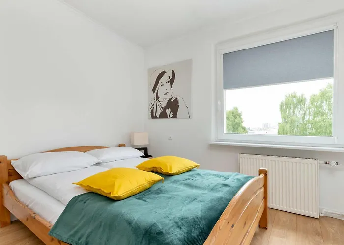 Scandinavian Style In Near Centre By Renters *